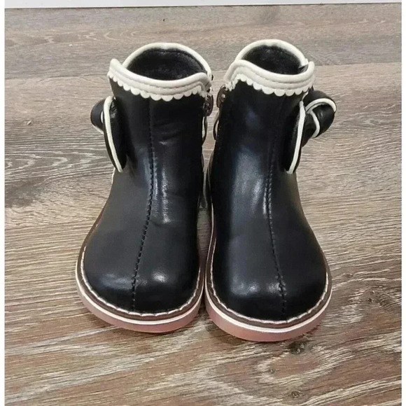 Black with bow toddler boots size 7 #1‎ - Picture 3 of 5
